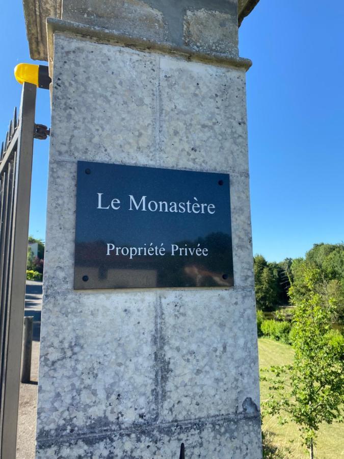 Medieval Magic Vouvant